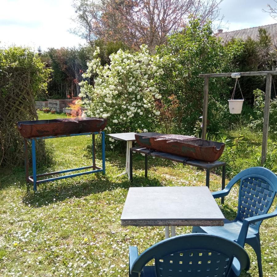 B&B Du Cerisier, Diner Sur Demande Noyers  Exterior photo